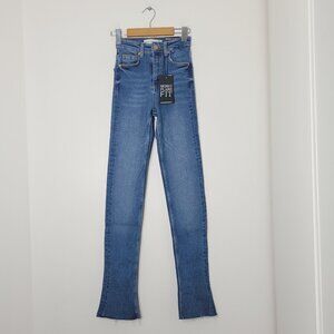Stradivarius Women's NEW Blue Denim Skinny Flare Fit Regular Jeans Pants Sz 0